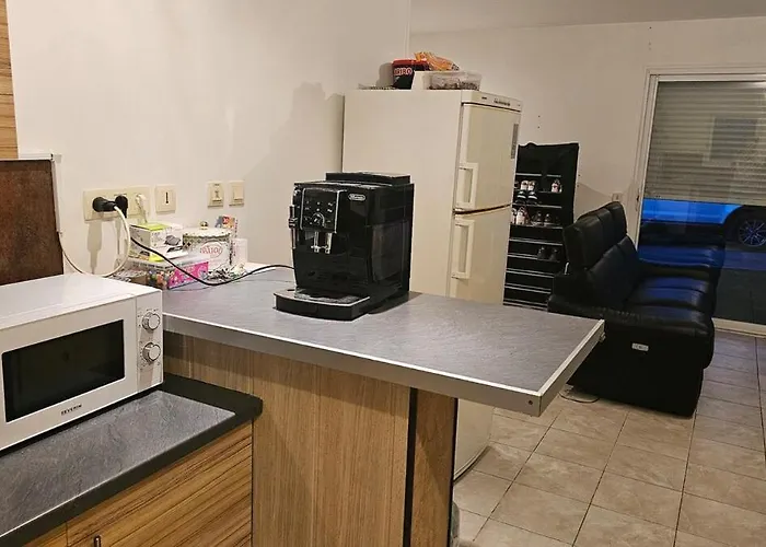 Maison Chaleureuse Avec Calme *